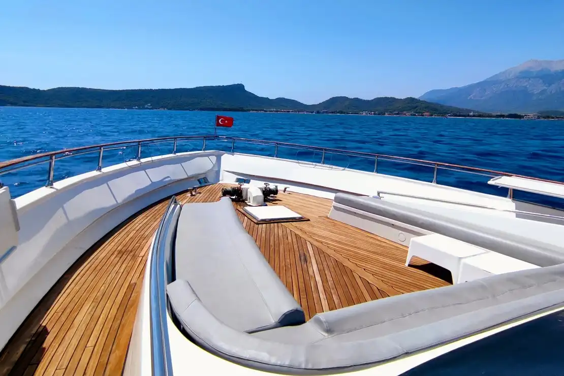 Antalya Yacht Rental 30m Custom Built 87